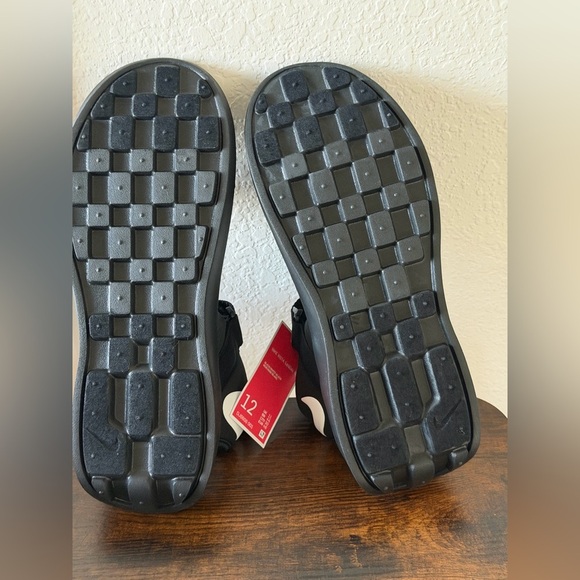 Nike Men’s Black Vista Sandals Size-12 NA main image 8